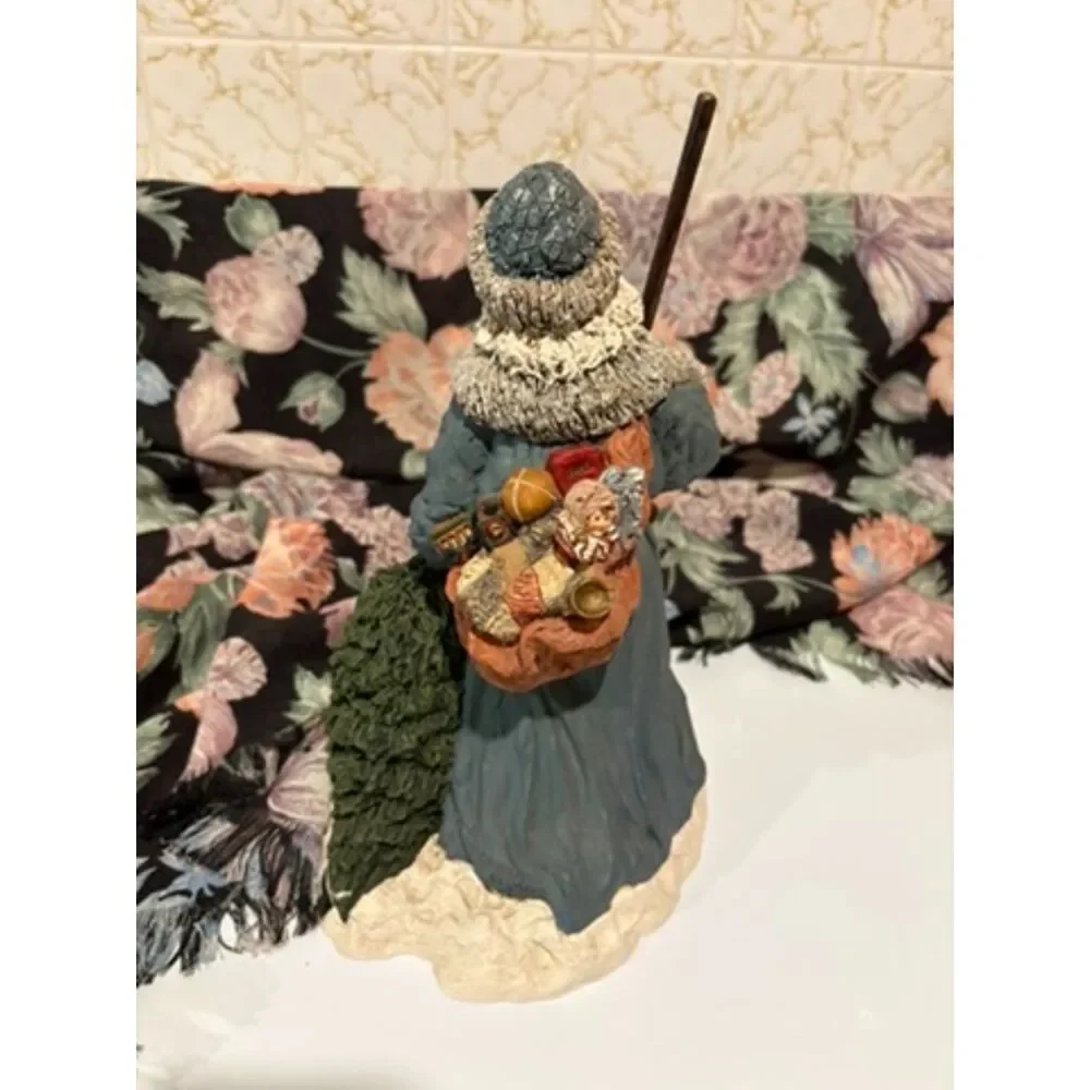 VTG 1988 June McKenna Santa Figurine *READ